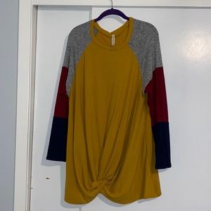 3x long sleeve knot top sweater from local boutique